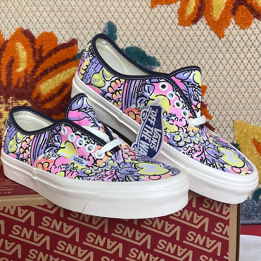 Vans Authentic 44 Dx
(Anahmfcty)Prsngtogvggspt
VNOA54F29GR
WMNS sneakers - Picture 5 of 16